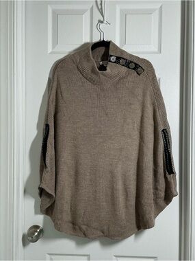 New York and Company sweater poncho sz L/XL